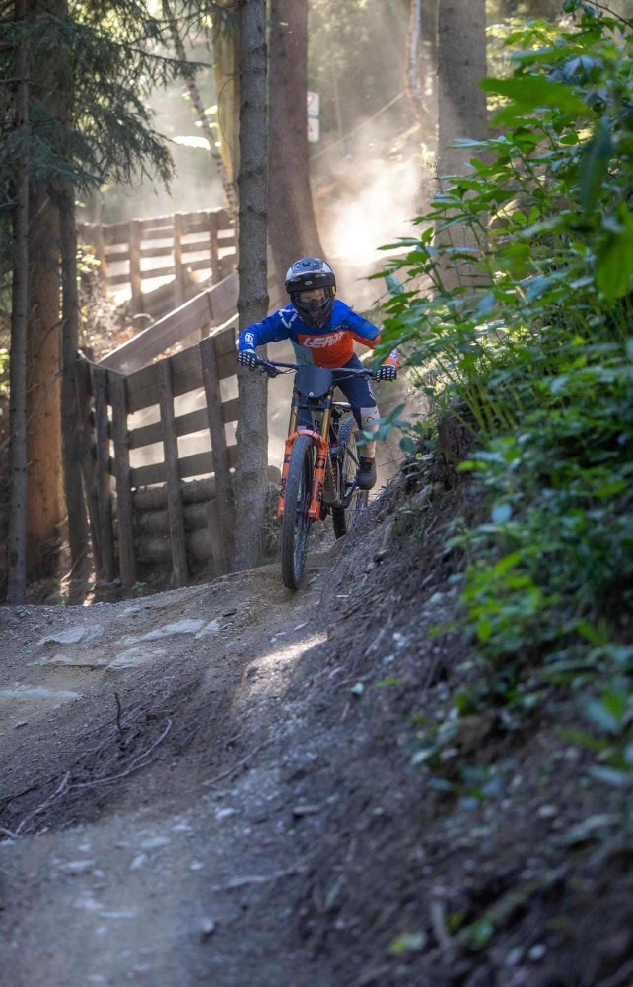 Weixl Schi&Bike Appartements-Bike In&Bike Out Neben Wexl Trails Bikepark Sankt Corona am Wechsel Bagian luar foto